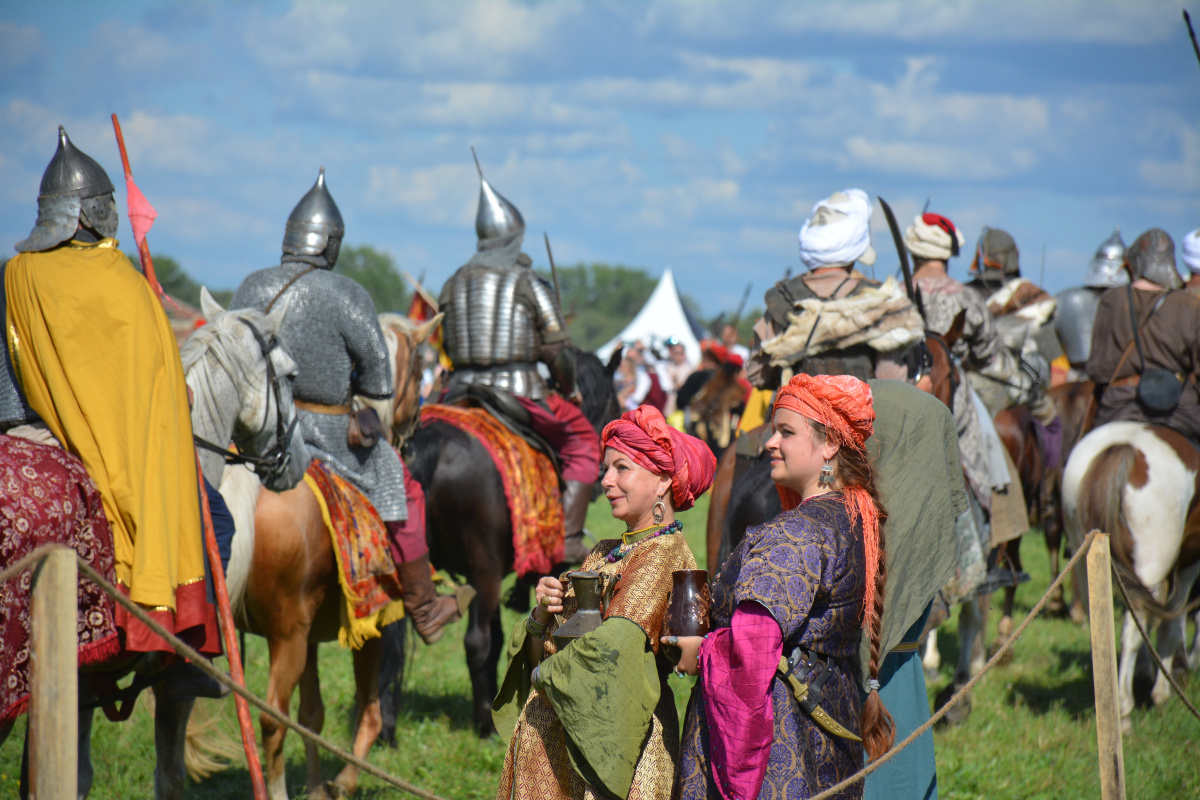 Село молоди битва. Молодинская битва 1572 реконструкция. Сражение при Молодях 1572. Молодинская битва 1572 картины. Молодинская битва реконструкция 2022.