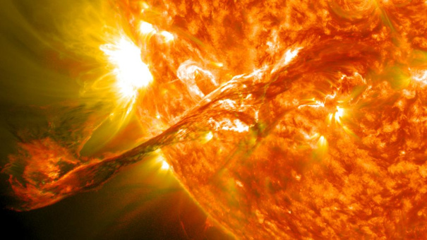 https://katehon.com/sites/default/files/styles/medium/public/magnificent_cme_erupts_on_the_sun_-_august_31.jpg?itok=reeWad51