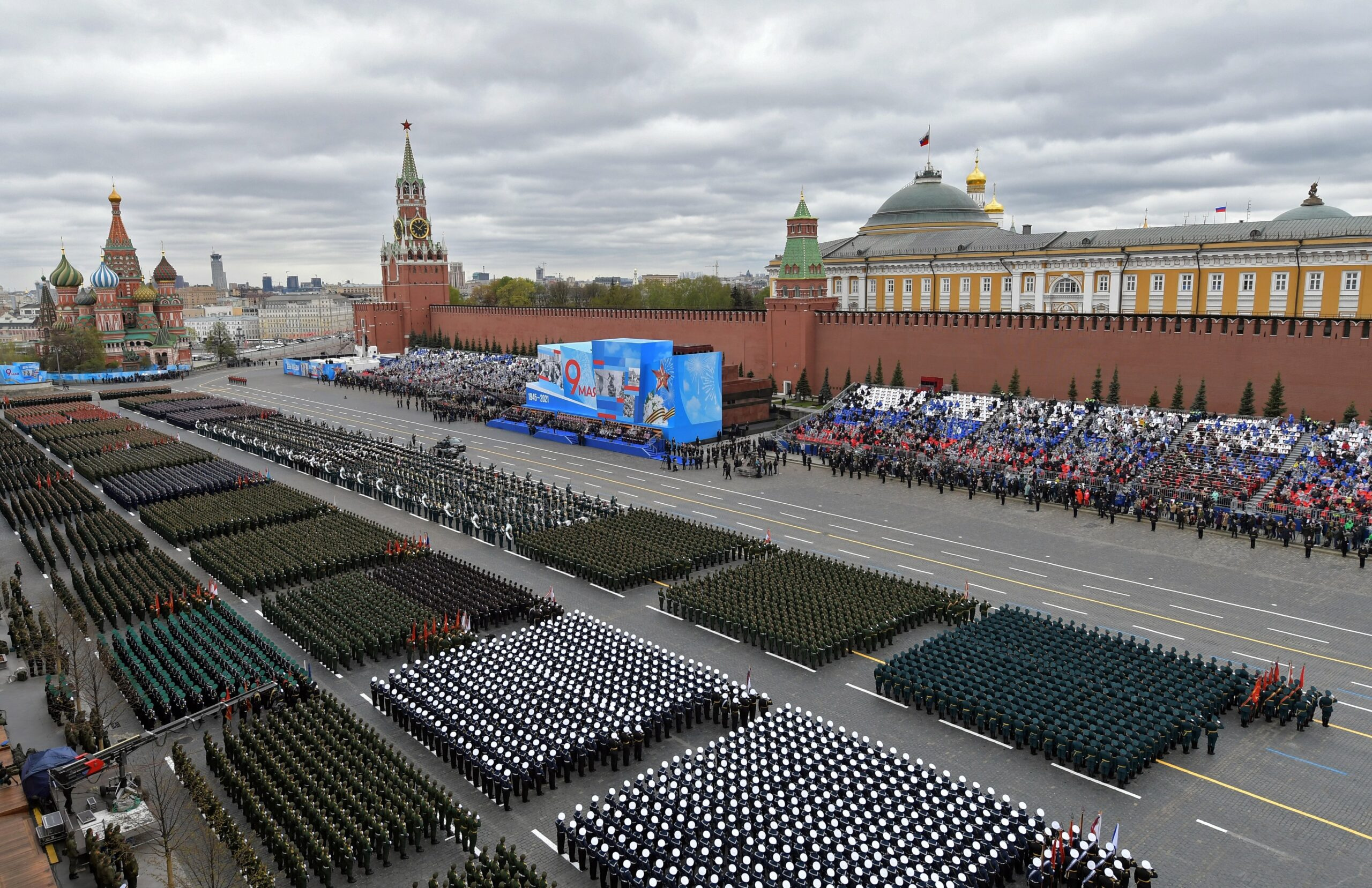 Первый парад победы на красной площади в москве фото