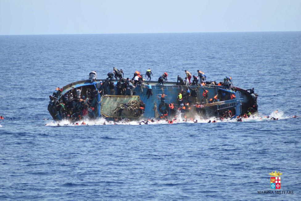 Девятнадцать мигрантов утонули в море у берегов Туниса